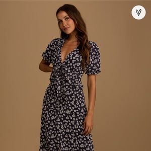 ANYTHING LOVELIER NAVY BLUE FLORAL TIERED DRESS